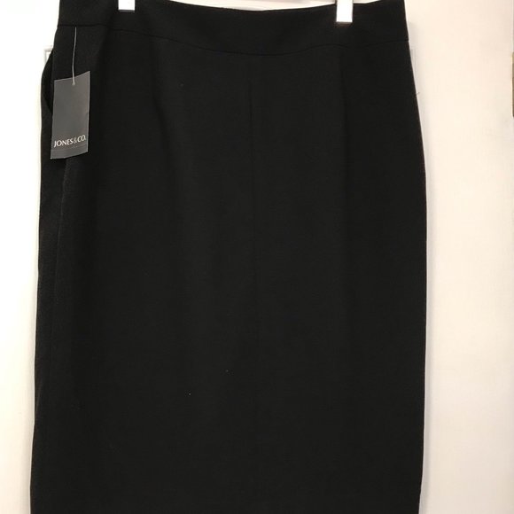 Jones Black Wrap Around Skirt-Fully Lined - Picture 2 of 3